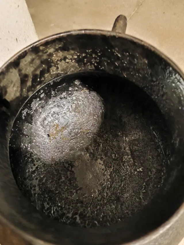 Pote Gallego Hierro Fundido