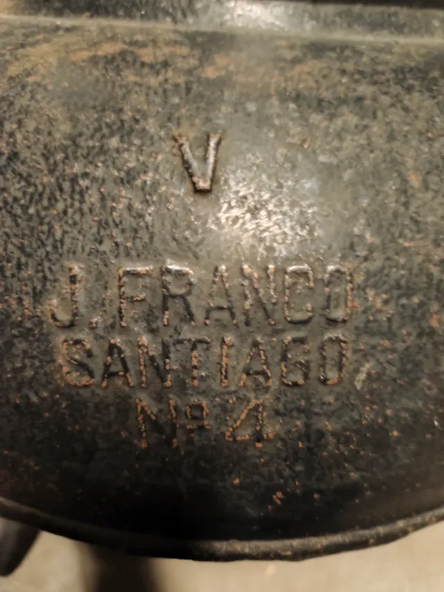 Pote Gallego Hierro Fundido