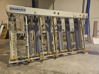 MAQUINARIA CARPINTERIA