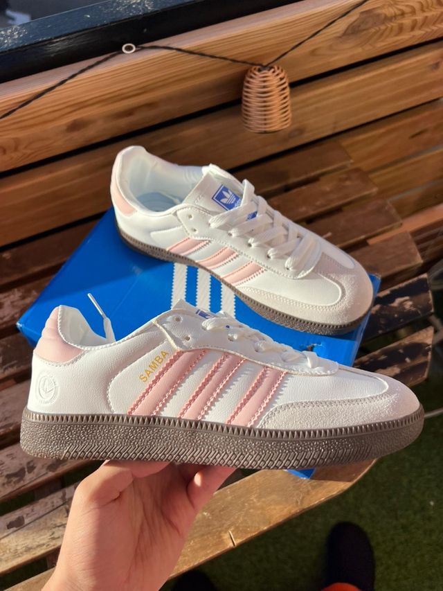 Adidas Samba Blancas y Rosas