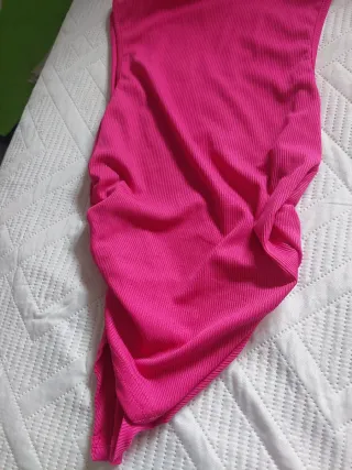 Top shein rosa fucsia