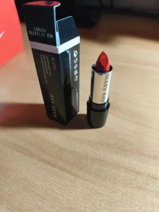 Lápiz Labios Gel Semi-Mate y lip liner waterprof