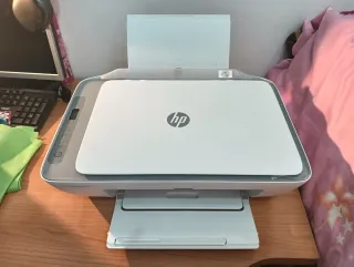 Impresora HP Blanca y Gris