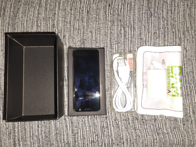 Móvil pequeño FUTURE DREAM