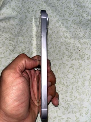 iPhone 14 Plus Viola 86% Batteria