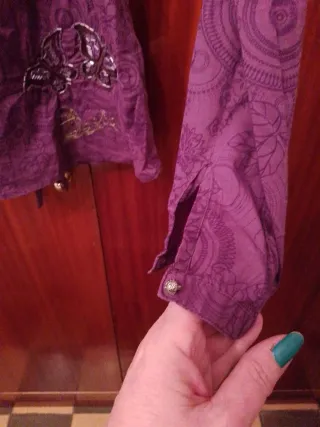 Blusa Desigual Morada Talla S
