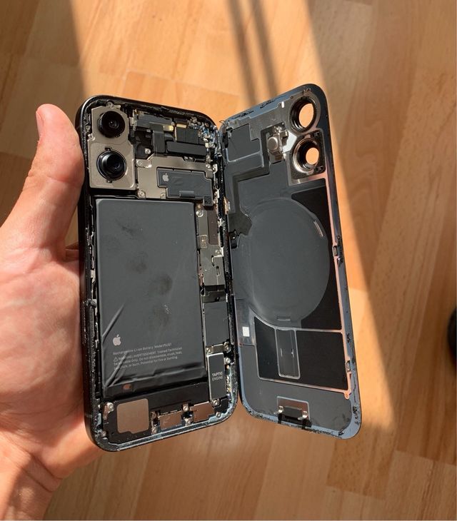 Chasis iPhone 16 Negro