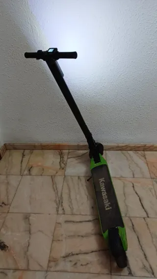 Patín Eléctrico Kawasaki