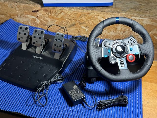 Volante Logitech G29 Driving Force PS5/PS4/PS3