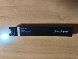 Mary Kay Unlimited Lip Gloss Sheer Illusion