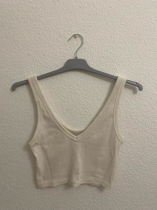 Top corto blanco de tirantes