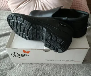 Zapatos de trabajo mujer Dian negros . NEGOCIABLE