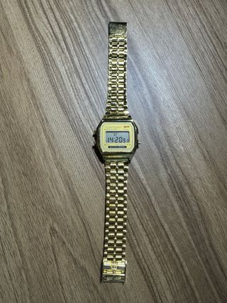 Reloj dorado digital OFERTA