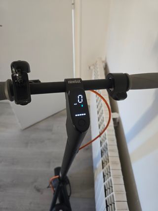 Taladro Makita con cargador y baterías