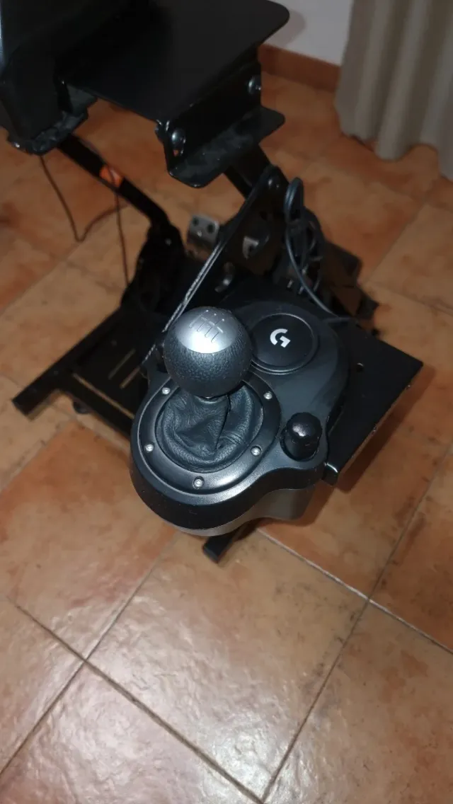 Volante Logitech G29 + Palanca de Cambios