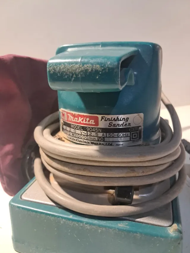 Lijadora Makita