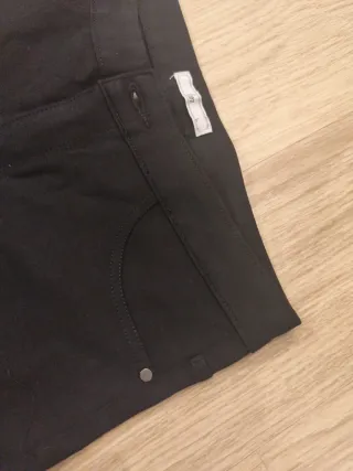 Pantalón elástico negro talla M