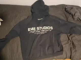 Sudadera Eme Studios Negra