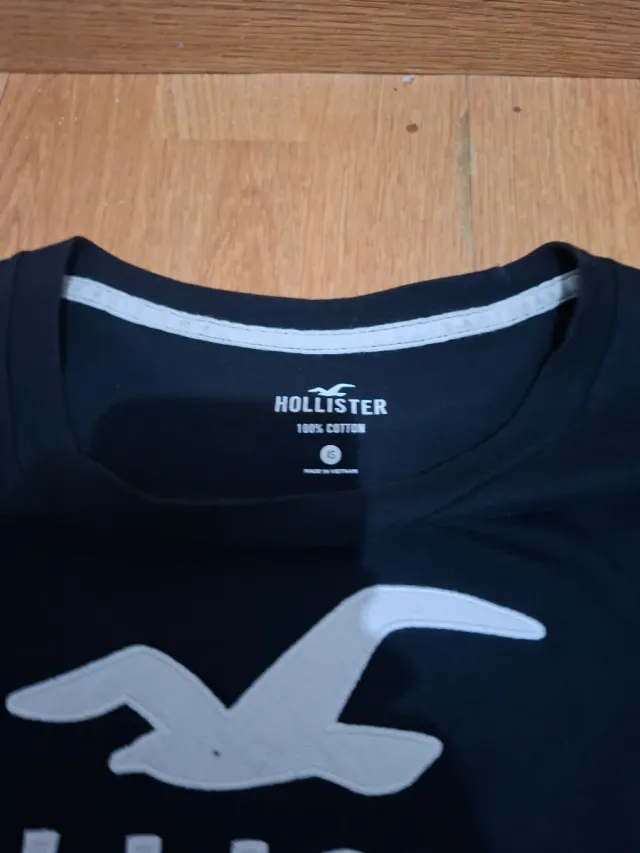 Camiseta Hollister Negra