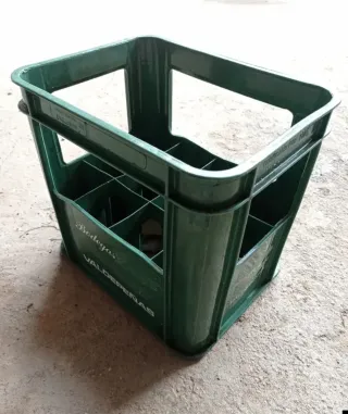 Caja botellero plástico verde