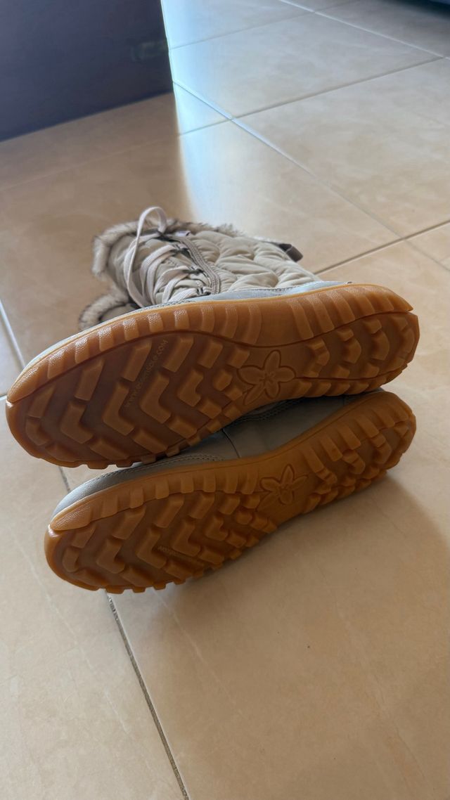 NUEVAS Botas de nieve Quechua