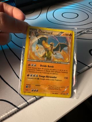 Carta Pokémon Charizard 2012