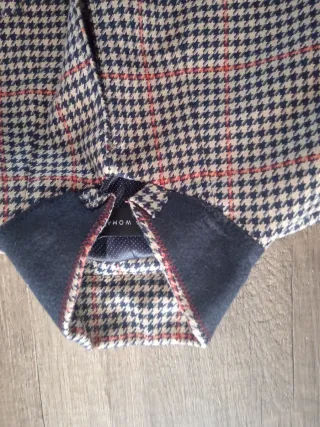 Americana Zara cuadros marrón y rojo