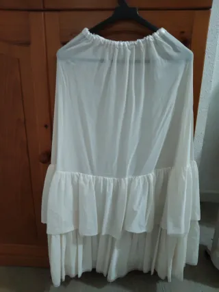 Se vende lote de ropa de mujer por 30 euros