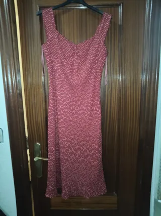 Se vende lote de ropa de mujer por 30 euros