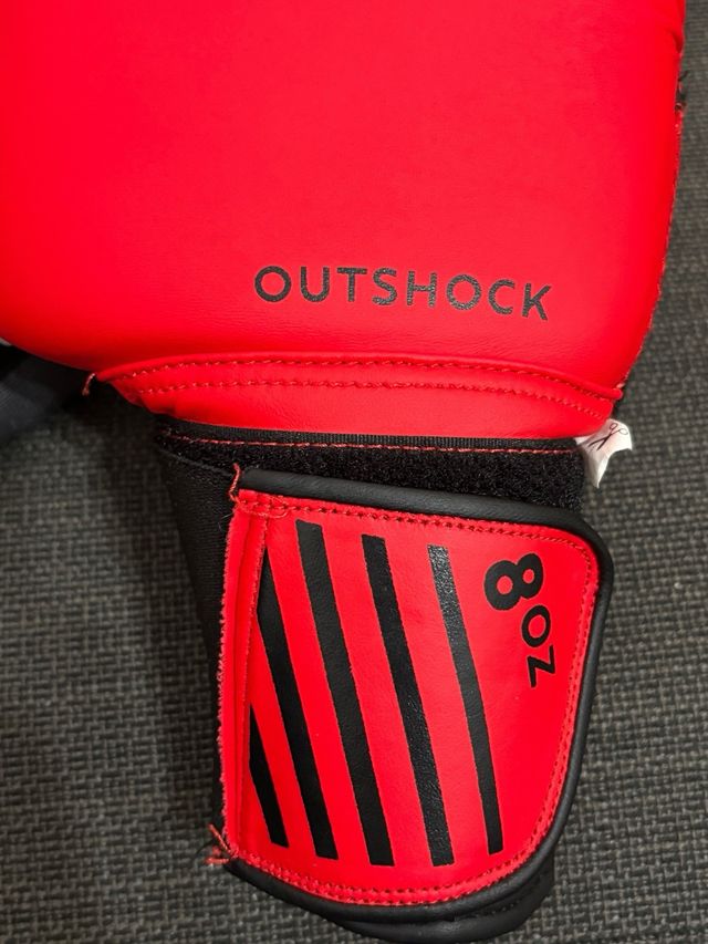 Guantes de Boxeo Outshock 8oz y 10oz DECATHLON