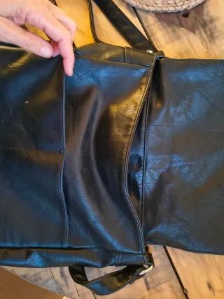 Bolso de hombro negro