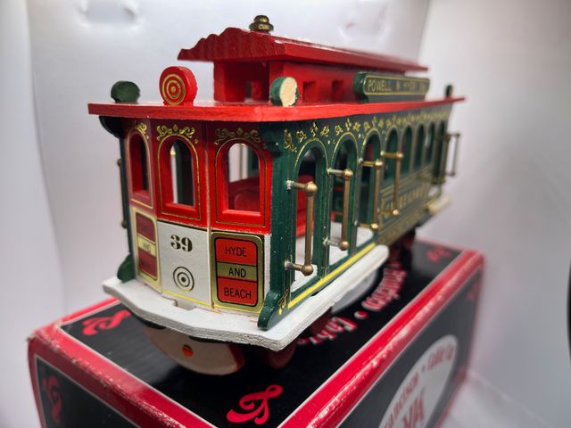 Juguete antiguo tranvía San Francisco