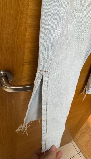 Vaquero ancho desgastado