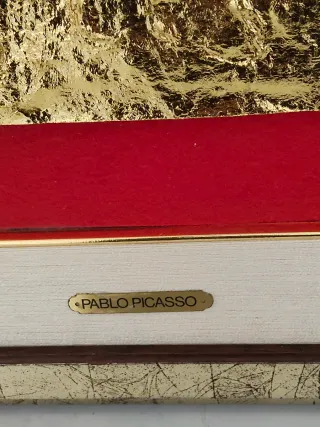 Pablo Picasso bassorilievo foglia oro