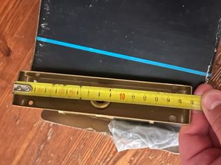 Maniglie per finestre in ottone