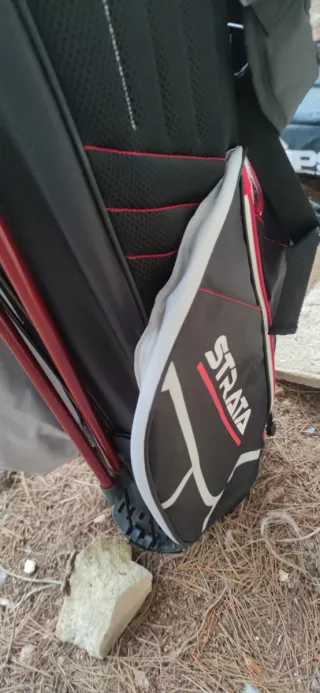 Bolsa y palos de golf Strata
