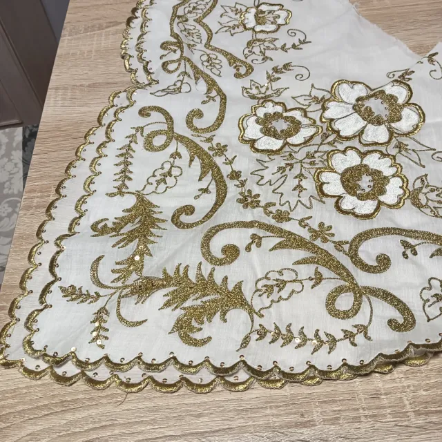 Manteleta Fallera solo el pico sin delantal.