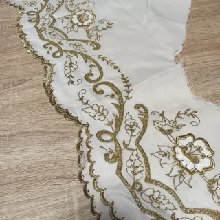 Manteleta Fallera solo el pico sin delantal.