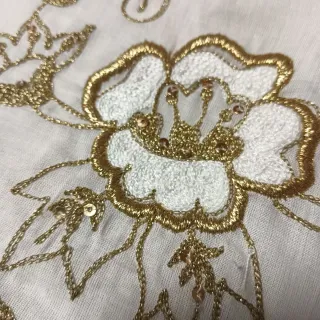 Manteleta Fallera solo el pico sin delantal.