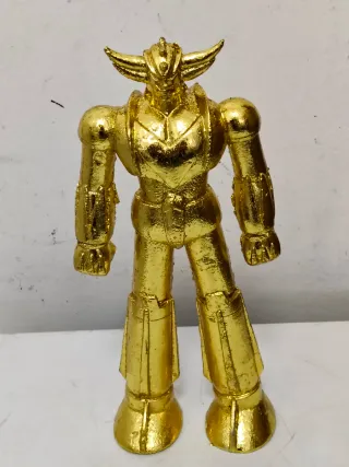 Statua Goldrake dorata