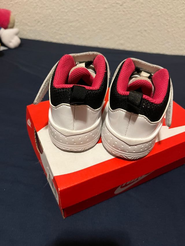 Zapatillas Nike Jordan 23 Talla 23.5 EU Niño