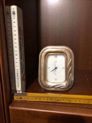 Orologio da scrivania argentato