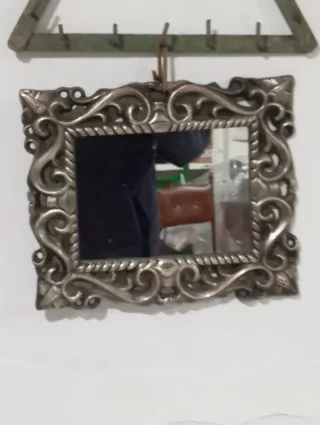 Espejo antiguo marco decorado