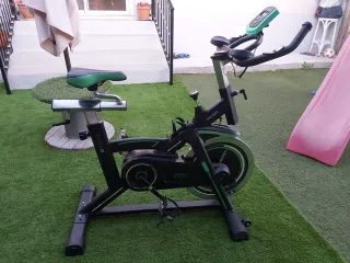 Bicicleta Spinning Cecotec Extreme 25 para gente