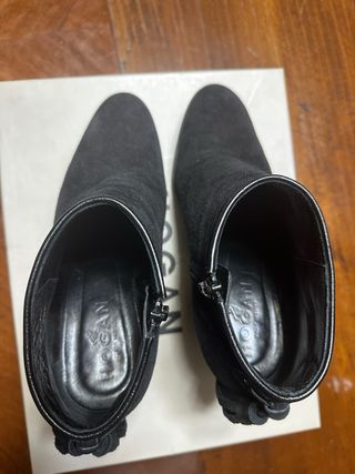 Tronchetto Hogan scamosciato tacco lucido