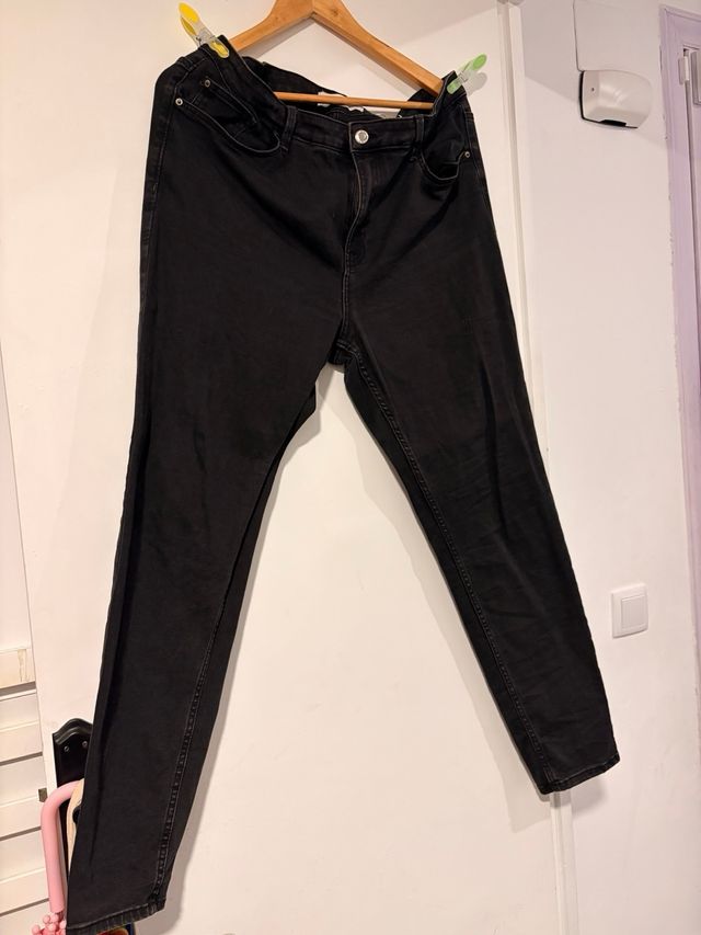 Pack 4 pantalones vaqueros Talla 46