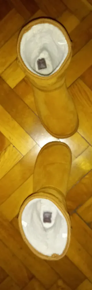 Botas UGG Marrones Talla 35