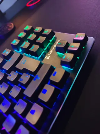 Teclado Mecánico Newskill Serike TKL Cherry Red