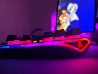 Teclado Mecánico Newskill Serike TKL Cherry Red