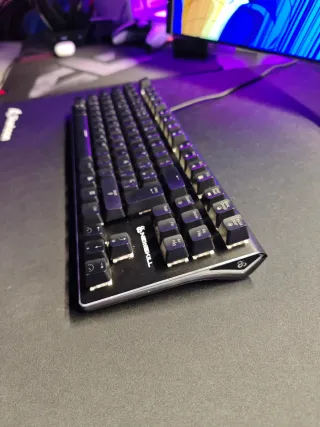 Teclado Mecánico Newskill Serike TKL Cherry Red